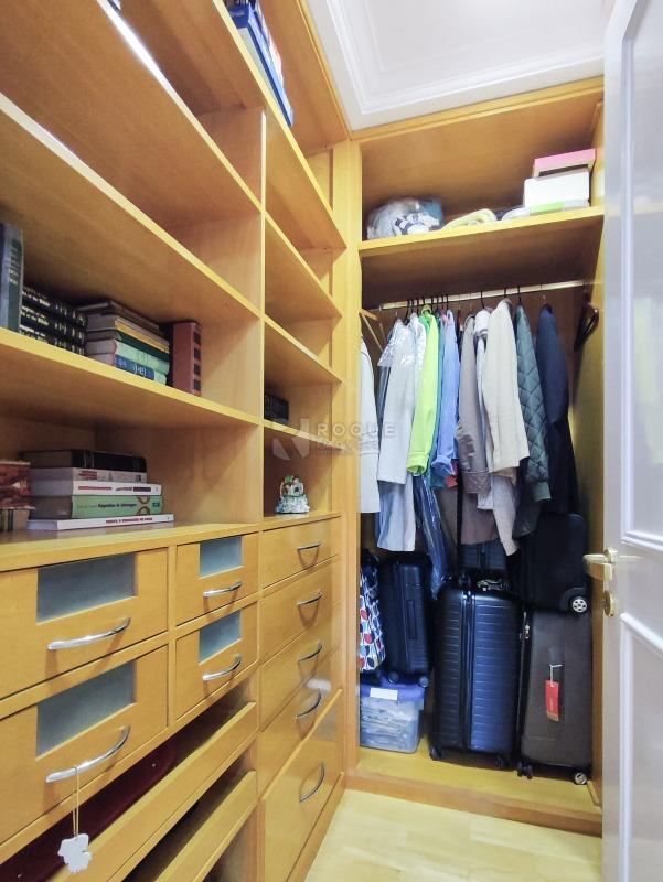 Casa em condomínio à venda no bairro Jardim Colina Verde: CLOSET SUÍTE
