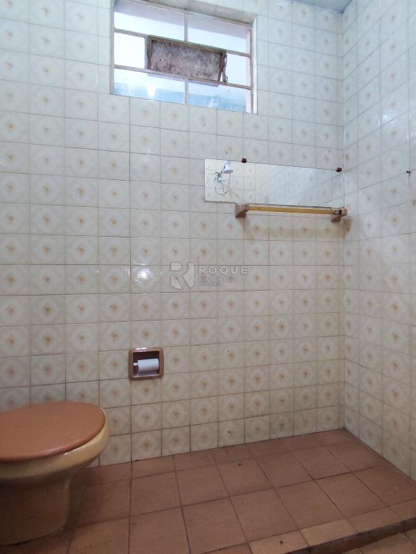 Casa Comercial à venda no bairro Boa Vista: BANHEIRO SOCIAL CASA 2