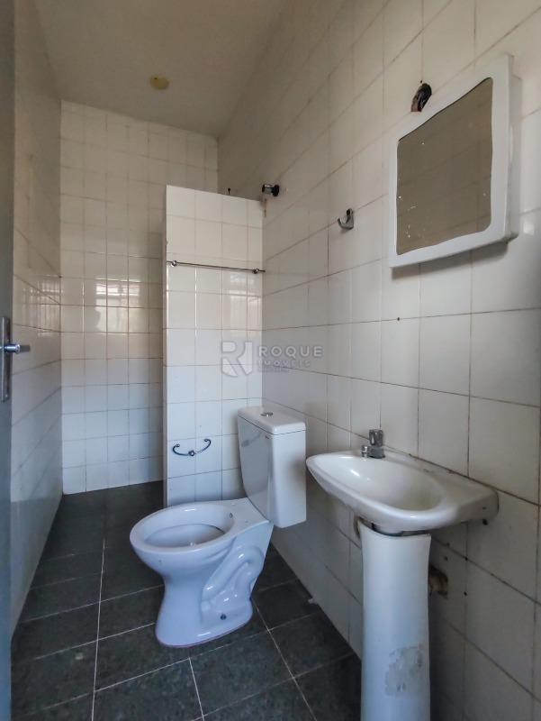 Casa Comercial à venda no bairro Boa Vista: BANHEIRO SOCIAL CASA 1