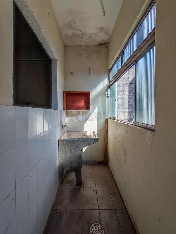 Casa Comercial à venda no bairro Boa Vista: LAVANDERIA CASA 1