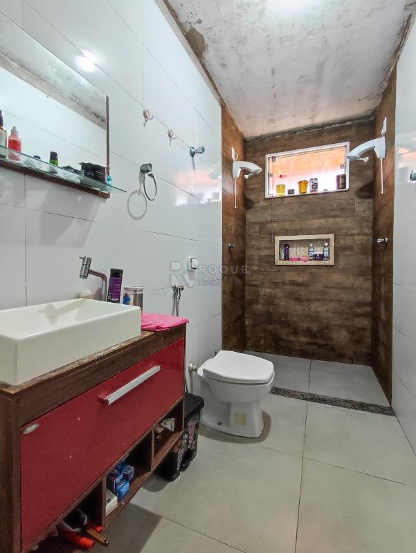 Casa Residencial à venda no bairro Parque Hippolyto: BANHEIRO SOCIAL