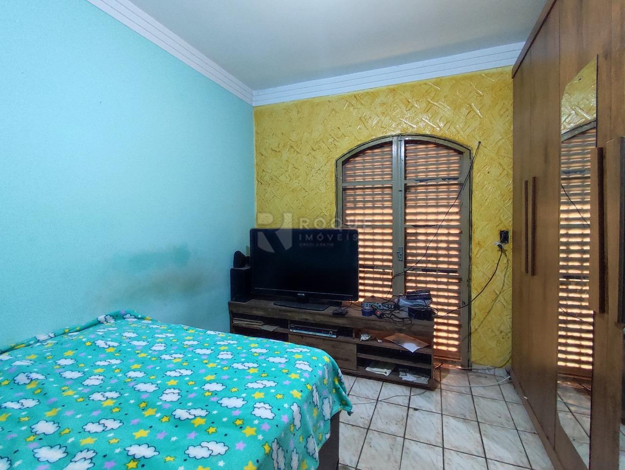 Casa Residencial à venda no bairro Parque Hippolyto: DORMITÓRIO 2