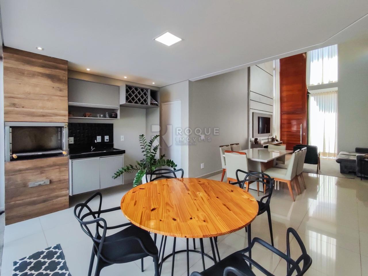 Casa em condomínio à venda no bairro Parque Residencial Roland: ÁREA GOURMET