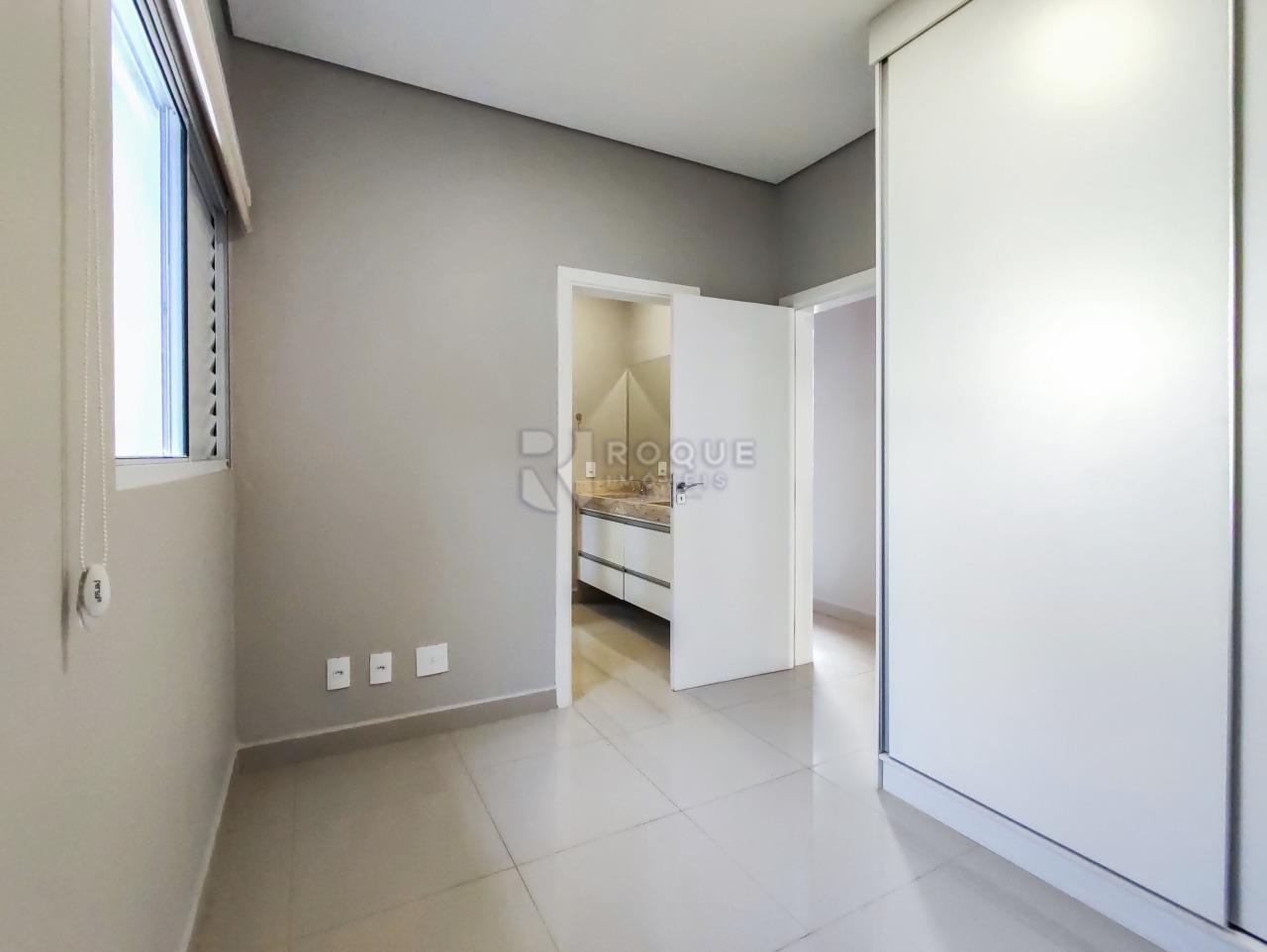 Casa em condomínio à venda no bairro Parque Residencial Roland: SUÍTE AMERICANA 1