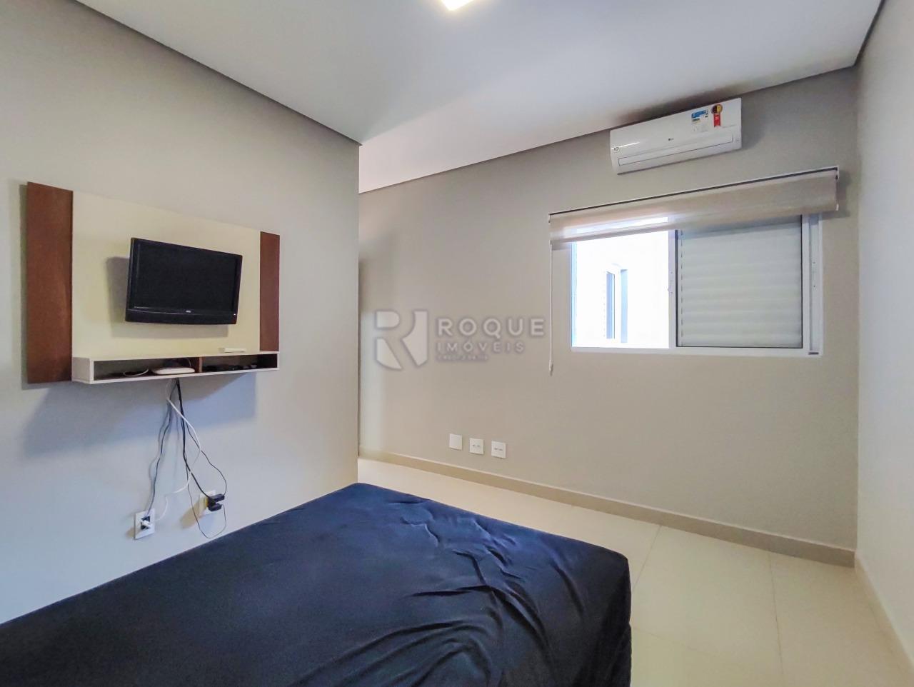 Casa em condomínio à venda no bairro Parque Residencial Roland: SUÍTE MASTER