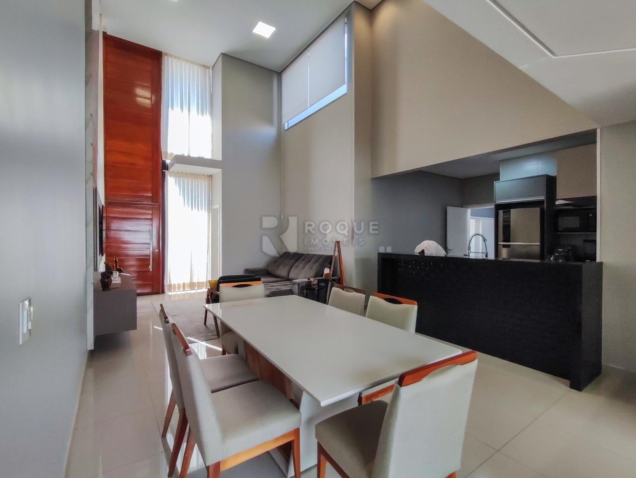 Casa em condomínio à venda no bairro Parque Residencial Roland: SALA DE JANTAR