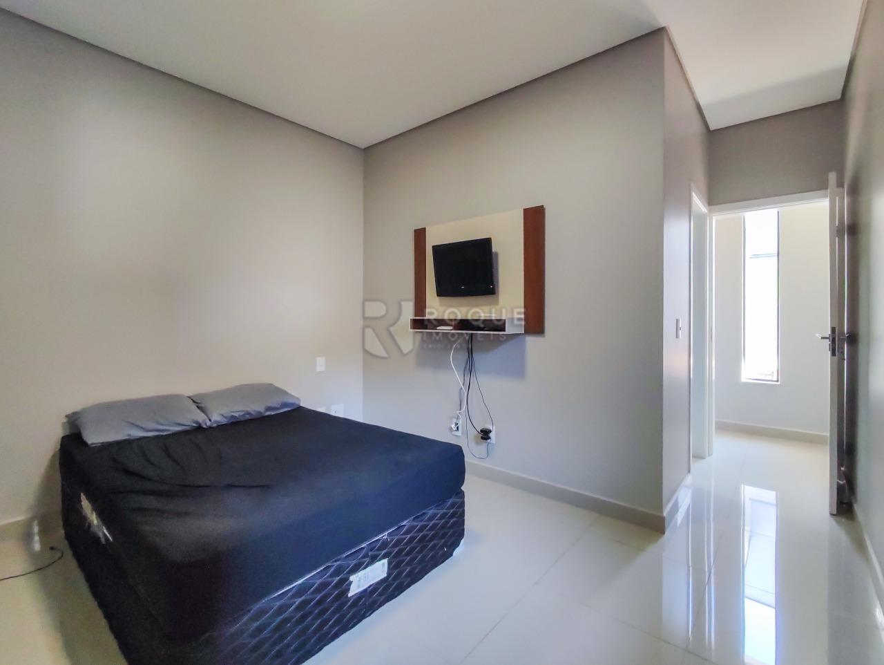 Casa em condomínio à venda no bairro Parque Residencial Roland: SUÍTE MASTER