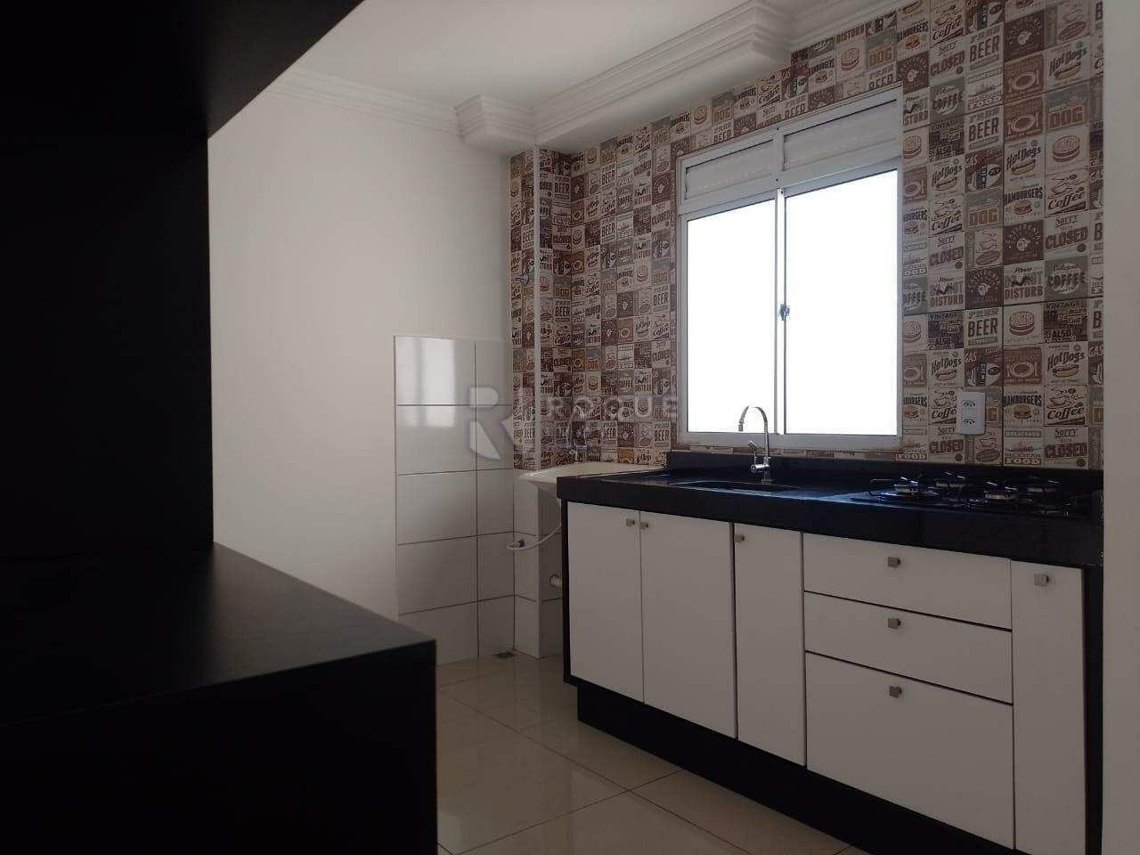 Apartamento para aluguel no bairro Residencial Costa Verde: Cozinha