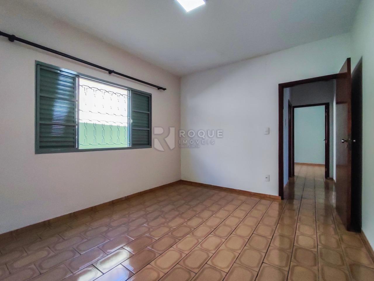 Casa Residencial à venda no bairro Jardim Nova Europa: DORMITÓRIO 1