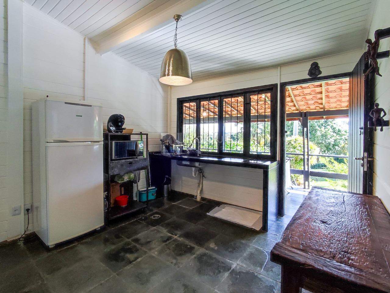 Chácara à venda no bairro Pires de Cima: COZINHA