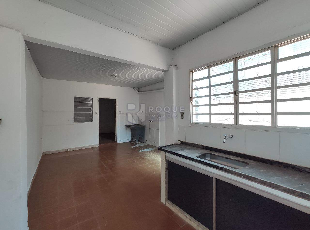 Casa Residencial para aluguel no bairro Jardim Santa Luiza: Cozinha 