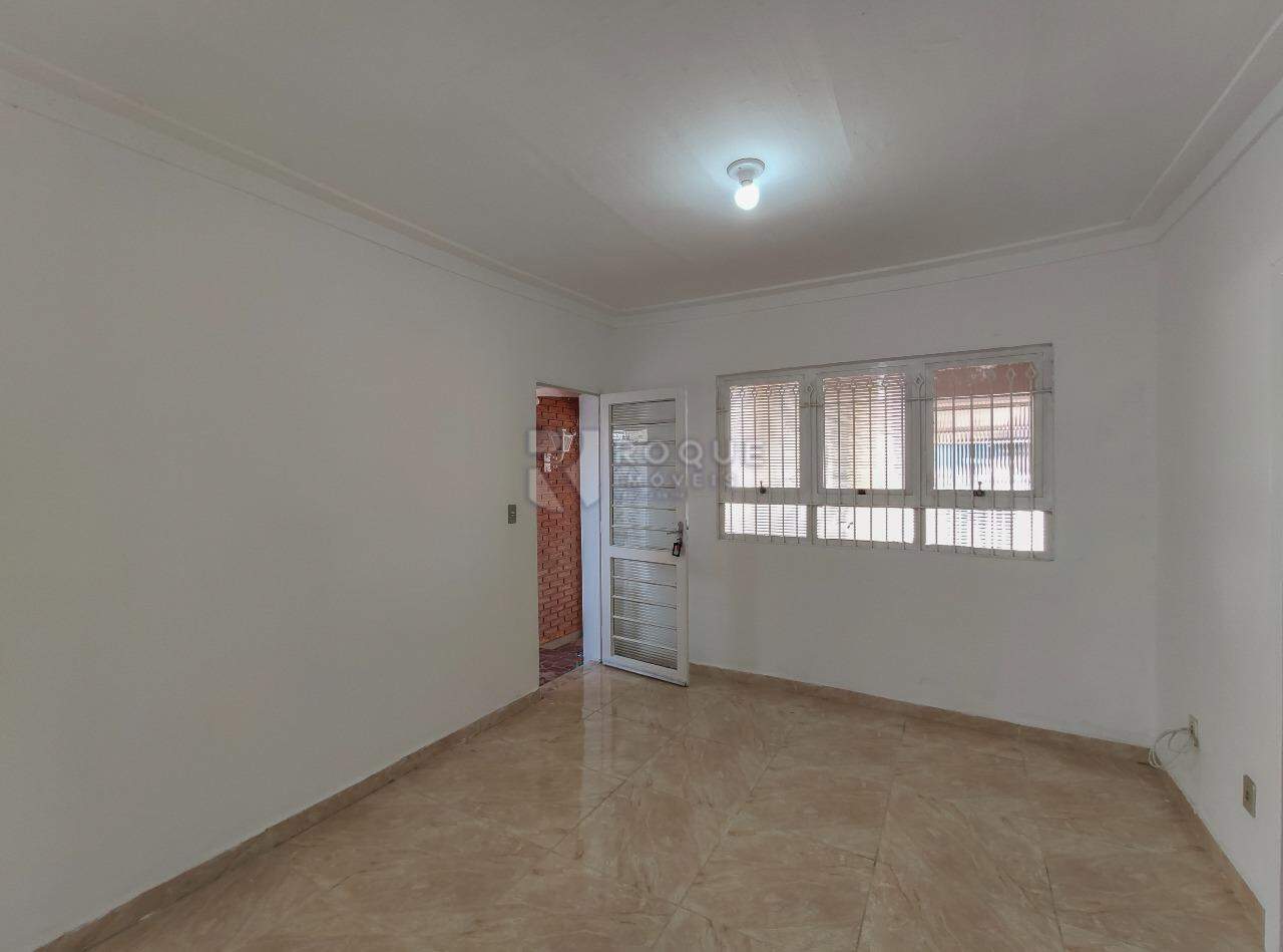 Casa Residencial para aluguel no bairro Jardim Santa Luiza: Sala 
