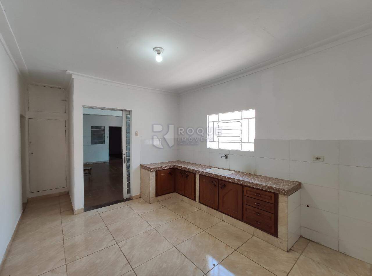 Casa Residencial para aluguel no bairro Jardim Santa Luiza: Cozinha 