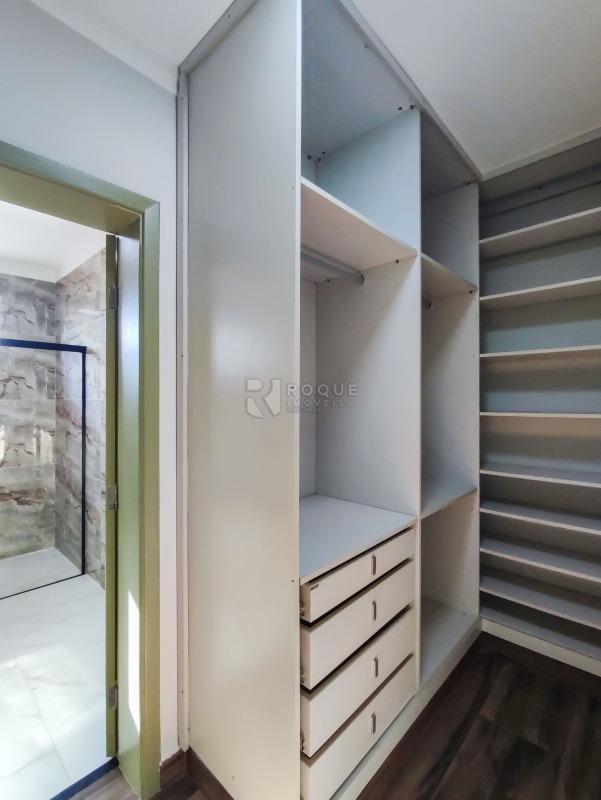 Casa em condomínio à venda no bairro Parque Residencial Roland III: CLOSET SUÍTE 3