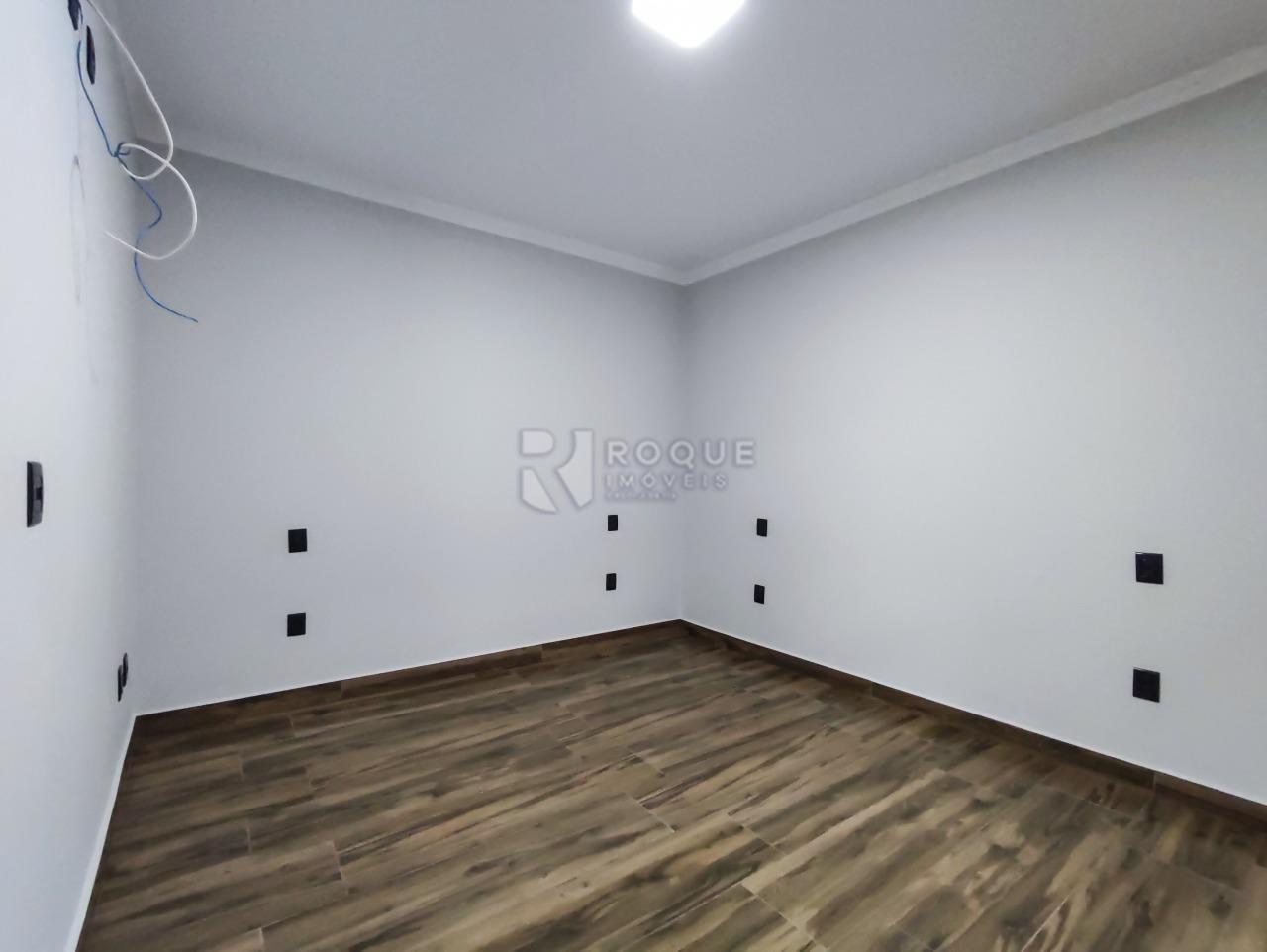 Casa em condomínio à venda no bairro Parque Residencial Roland III: SUÍTE MASTER