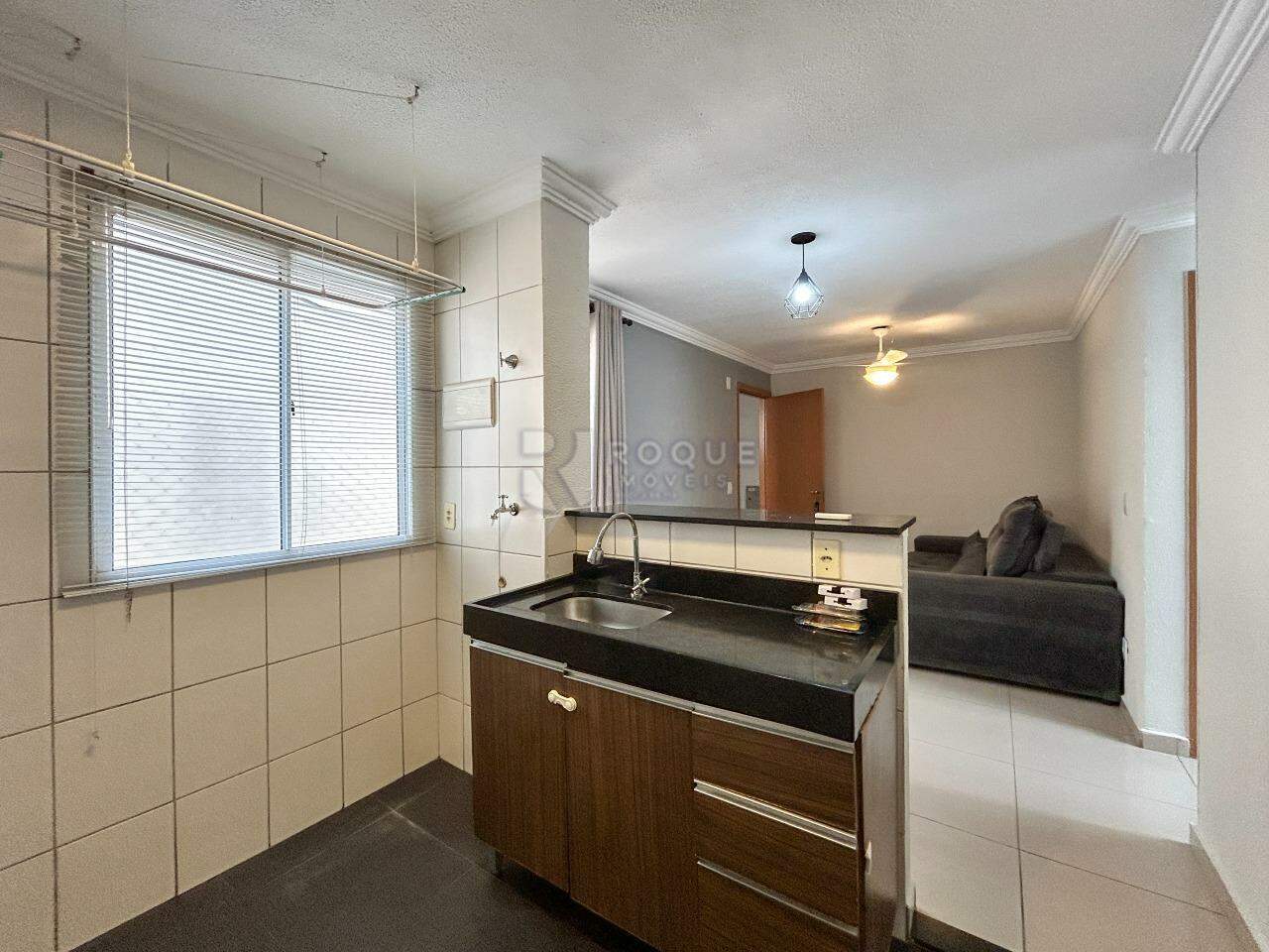 Apartamento para aluguel no bairro Residencial Costa Verde: Cozinha 