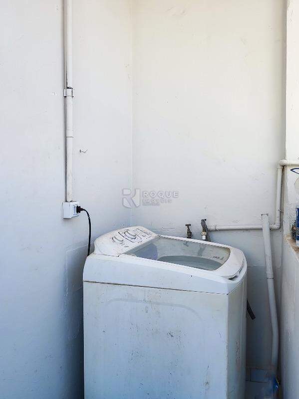 Casa Residencial à venda no bairro Centro: LAVANDERIA CASA 1