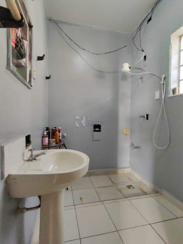 Casa Residencial à venda no bairro Centro: BANHEIRO SOCIAL 1 CASA 2