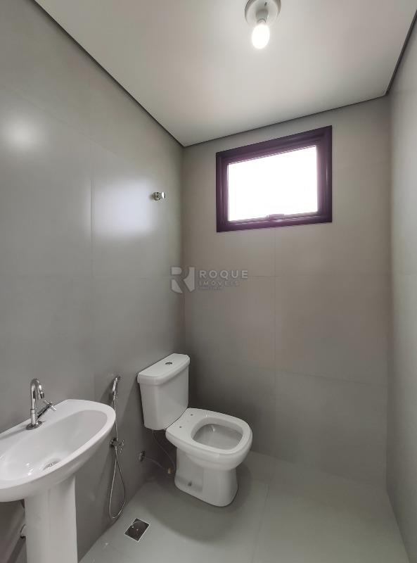 Barracão/Galpão para aluguel no bairro Parque Residencial Roland: WC social 3 mezanino