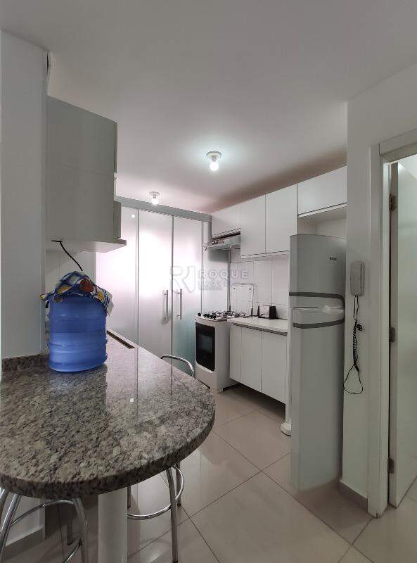 Apartamento para aluguel no bairro Chácaras Antonieta: Sala / cozinha