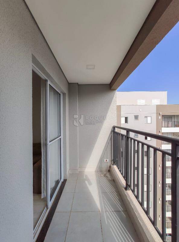 Apartamento para aluguel no bairro Jardim Santa Adélia: Sacada 
