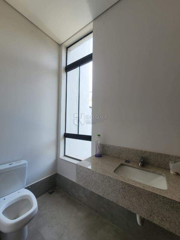 Barracão/Galpão para aluguel no bairro Jardim Rosa Marrafon Lucas: WC 2