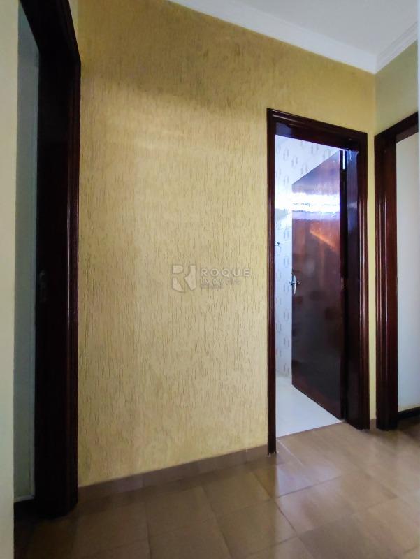 Casa Residencial à venda no bairro Jardim São Paulo: CORREDOR INTERNO