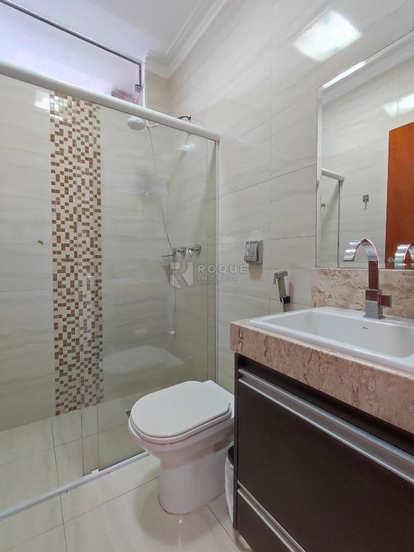 Casa Residencial à venda no bairro Jardim Nova Europa: BANHEIRO SOCIAL