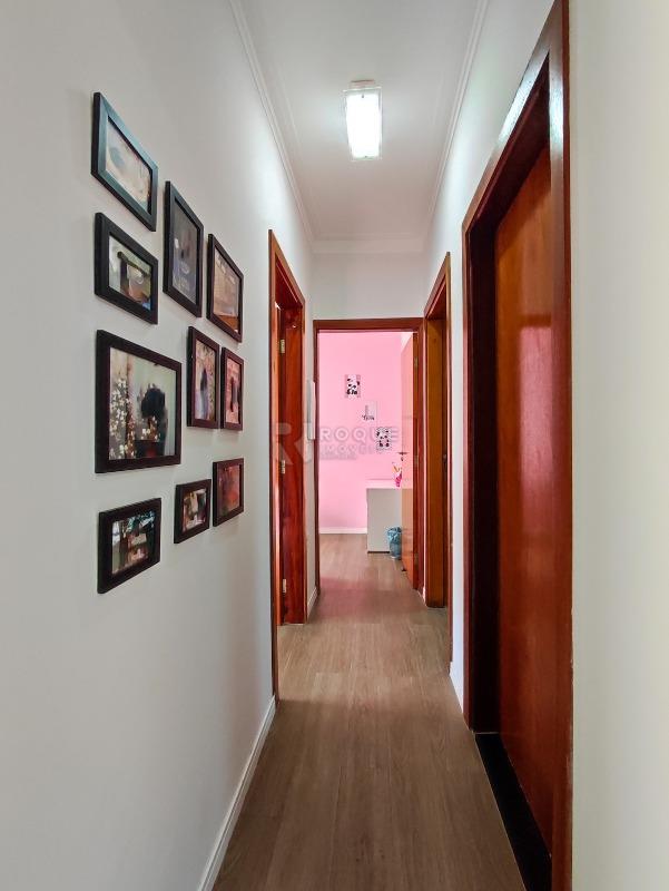 Casa Residencial à venda no bairro Jardim Nova Europa: CORREDOR INTERNO