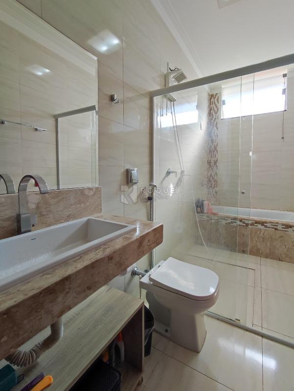 Casa Residencial à venda no bairro Jardim Nova Europa: WC SUÍTE