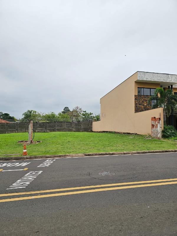 Terreno em condomínio à venda no bairro Residencial Margarida de Holstein: 