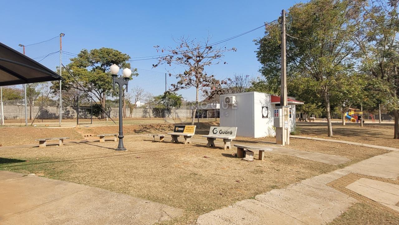 Terreno em condomínio à venda no bairro Residencial Margarida de Holstein: 
