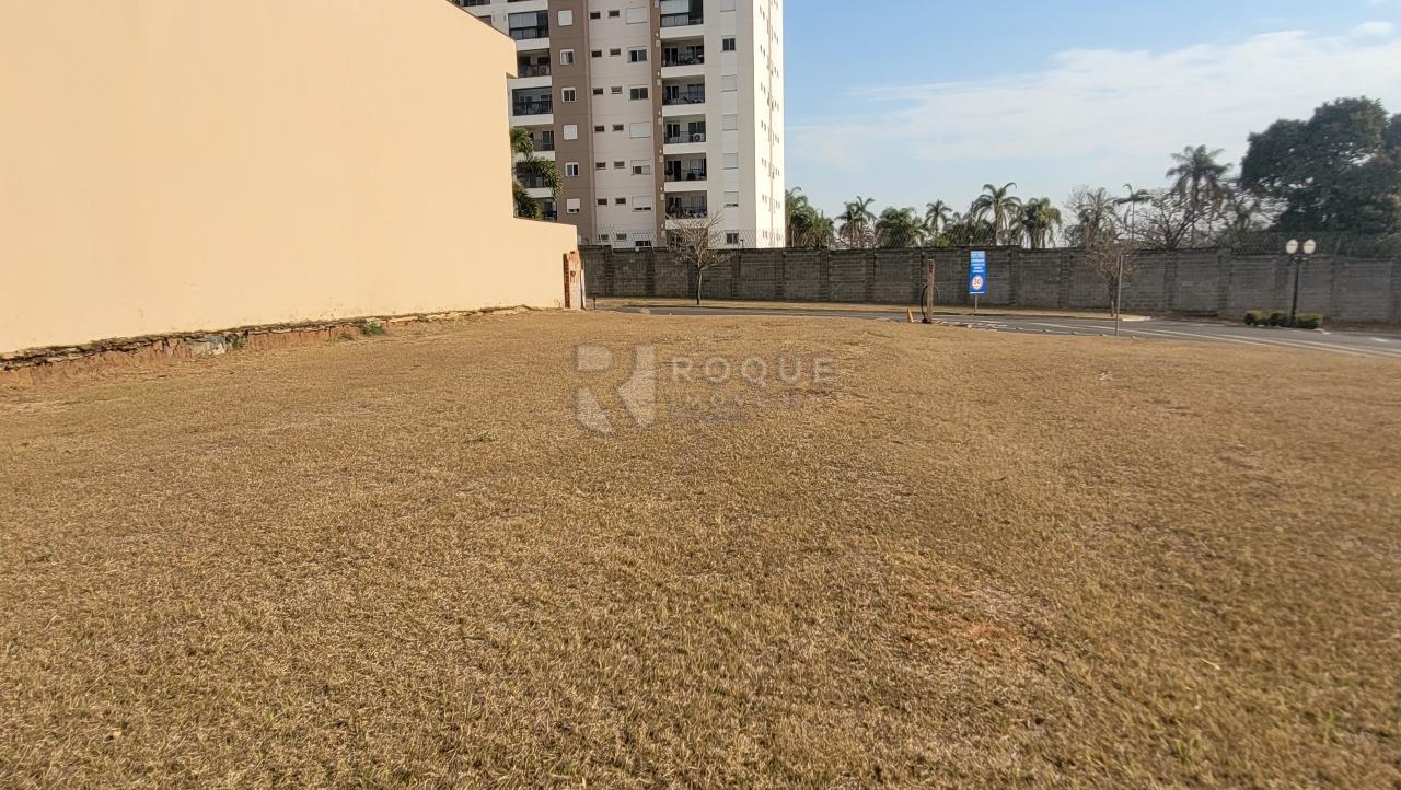 Terreno em condomínio à venda no bairro Residencial Margarida de Holstein: 