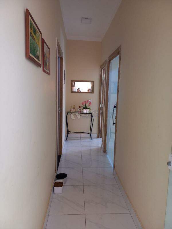 Casa Residencial à venda no bairro Jardim Ouro Verde: Hall