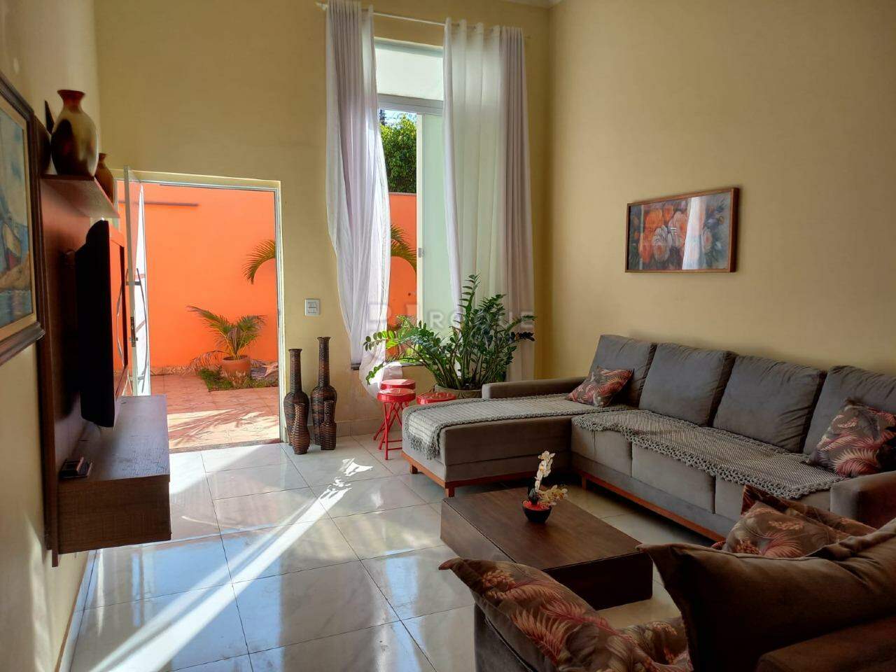 Casa Residencial à venda no bairro Jardim Ouro Verde: Sala