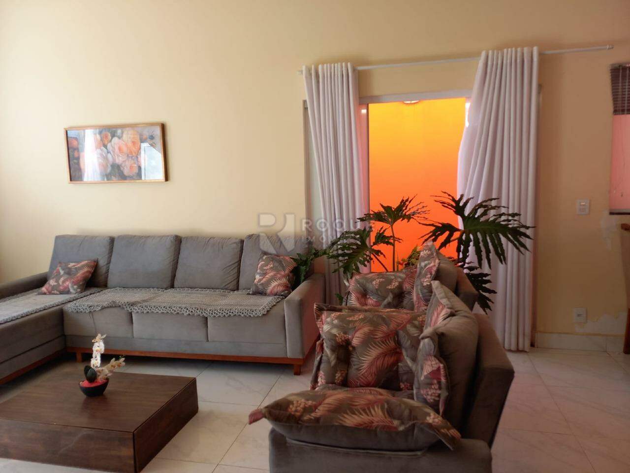 Casa Residencial à venda no bairro Jardim Ouro Verde: Sala