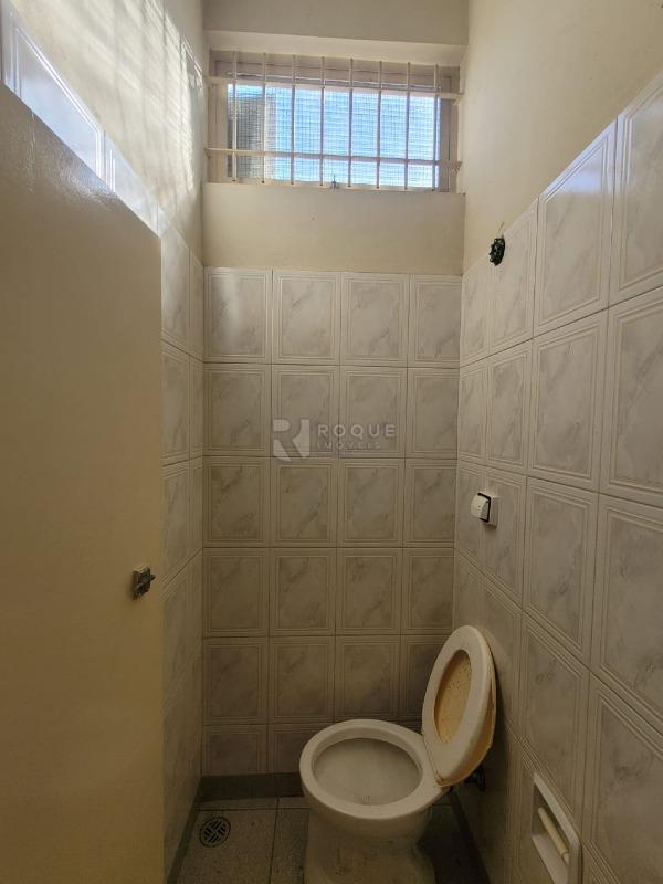 Salão para aluguel no bairro Jardim Doutor João Batista Levy: WC