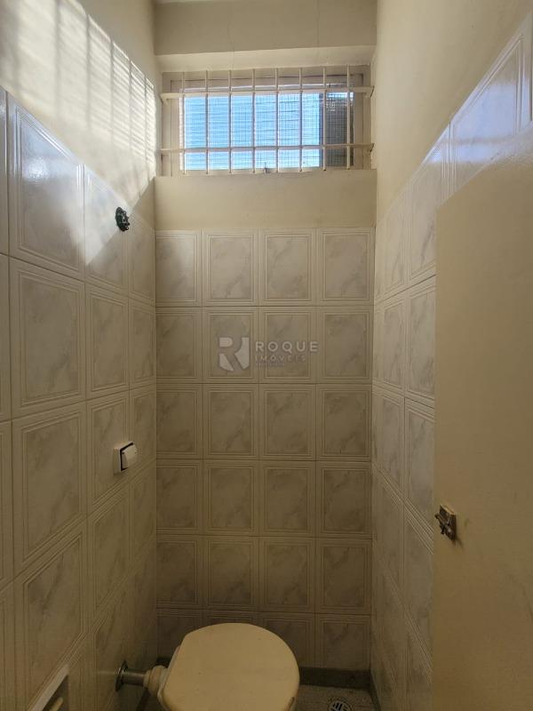 Salão para aluguel no bairro Jardim Doutor João Batista Levy: WC