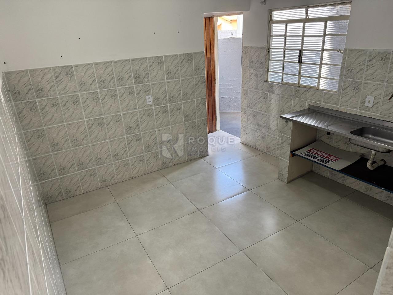 Casa Comercial à venda no bairro Vila Piza: 