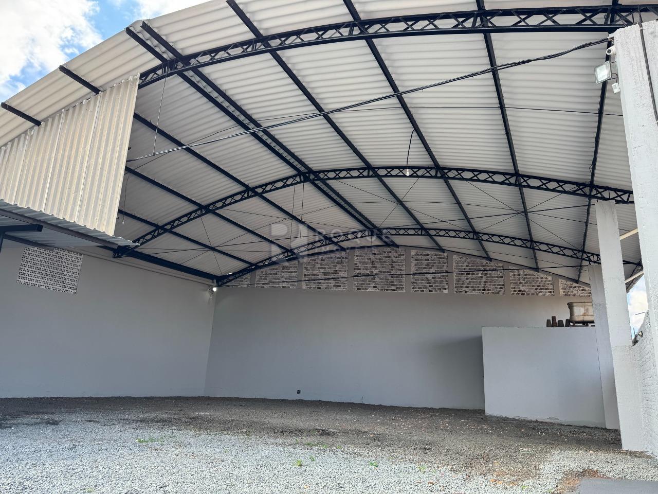 Casa Comercial à venda no bairro Vila Piza: 