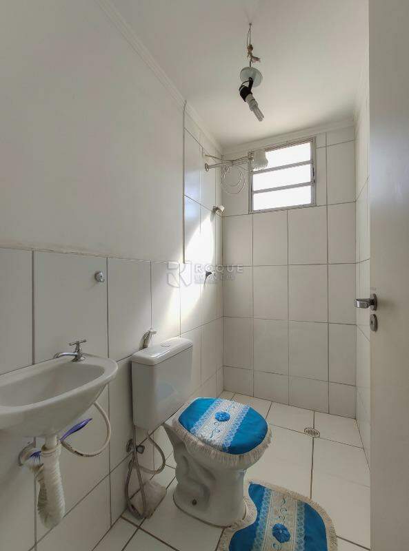 Apartamento para aluguel no bairro Jardim do Lago: WC social 