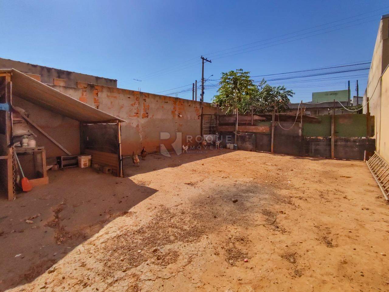 Terreno à venda no bairro Jardim Lagoa Nova: 