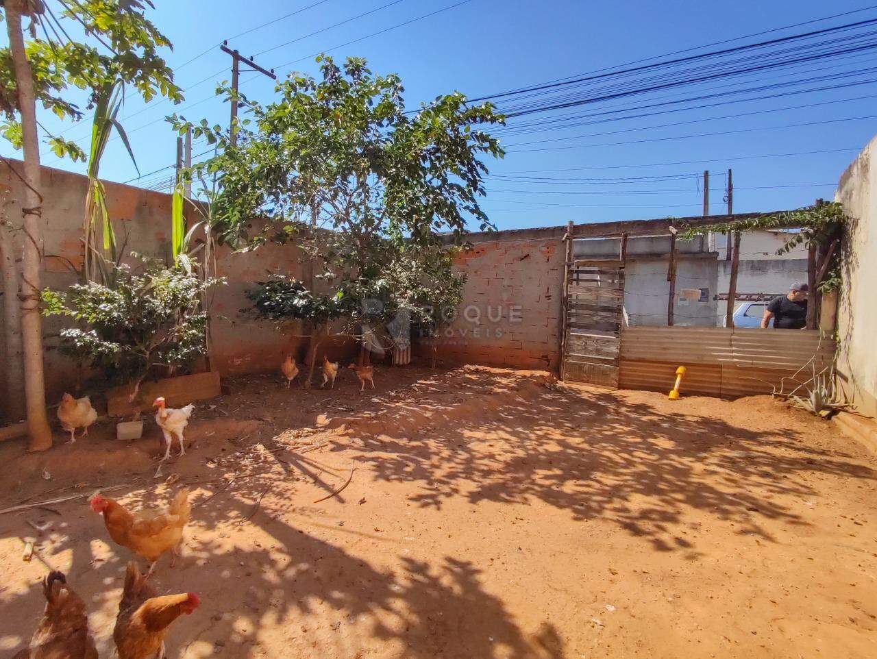 Terreno à venda no bairro Jardim Lagoa Nova: 