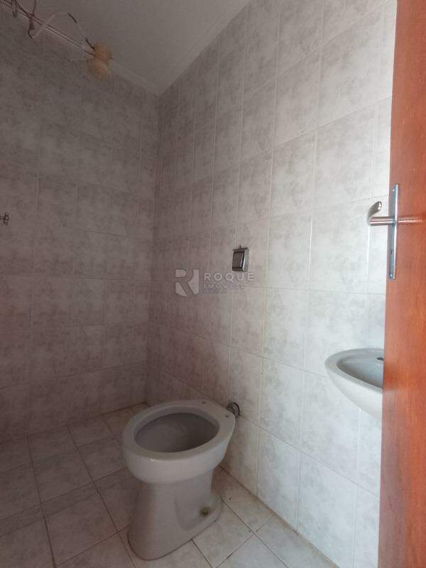 Apartamento para aluguel no bairro Centro: WC área de serviço
