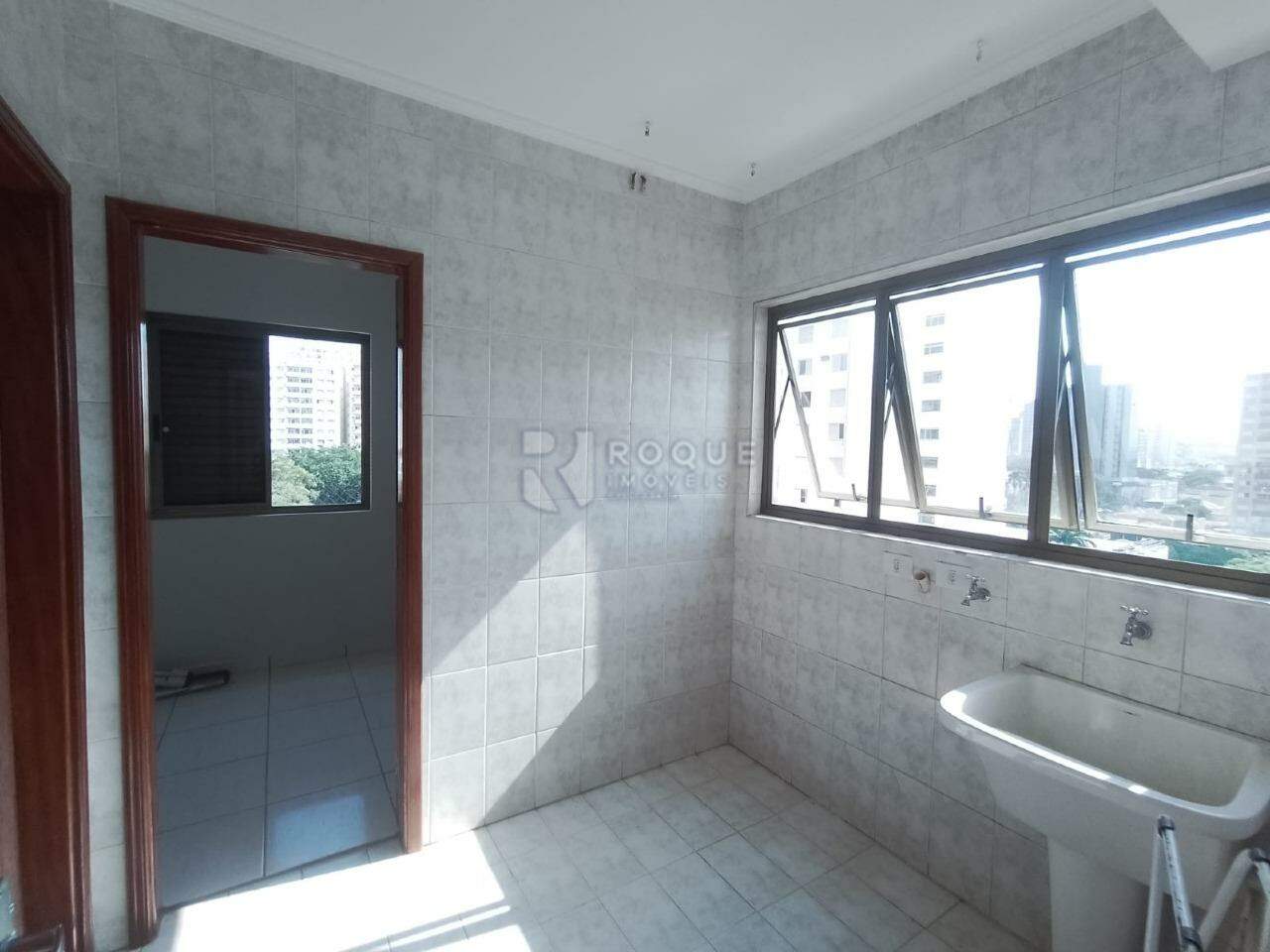Apartamento para aluguel no bairro Centro: Área de serviço