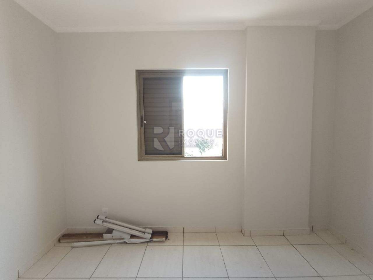 Apartamento para aluguel no bairro Centro: Dormitório área de serviço