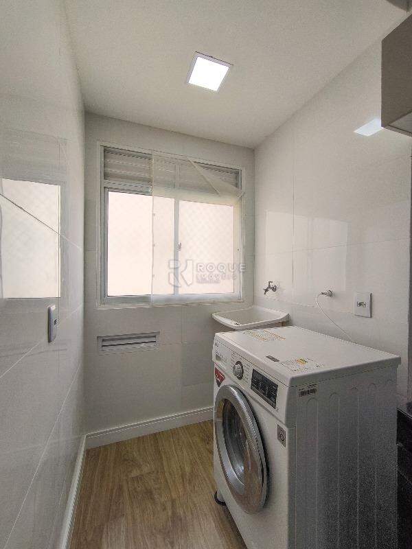 Apartamento à venda no bairro Residencial Jardins de Limeira: LAVANDERIA