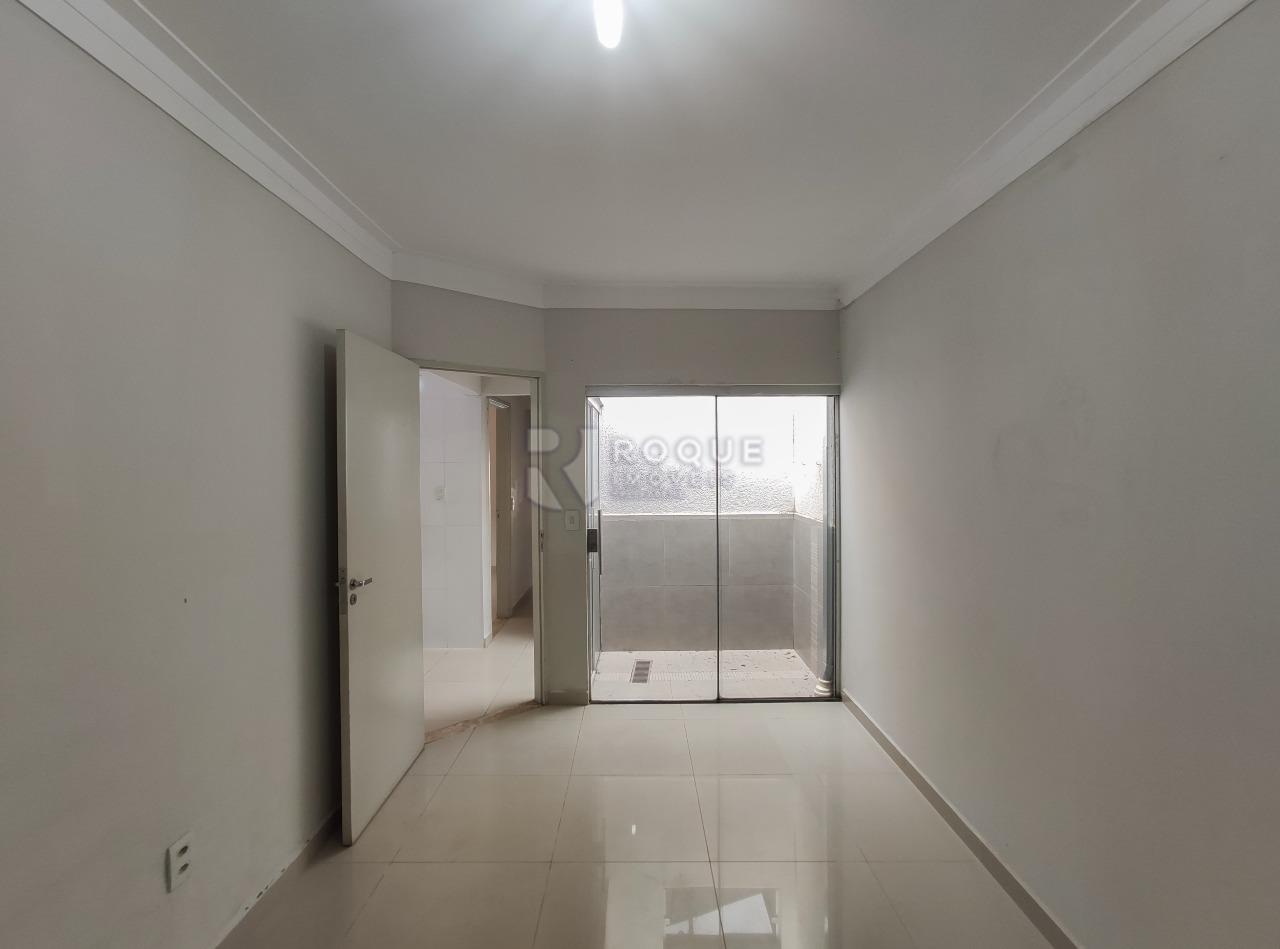 Casa em condomínio para aluguel no bairro Lagoa Nova: Dormitório 2 suíte 