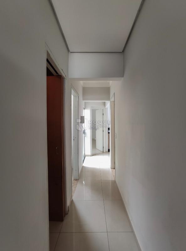 Casa em condomínio para aluguel no bairro Lagoa Nova: Hall 