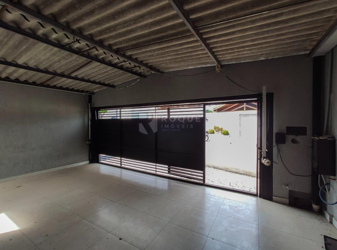 Casa em condomínio para aluguel no bairro Lagoa Nova: Garagem 